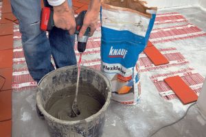 Как приготовить цементный раствор для плитки